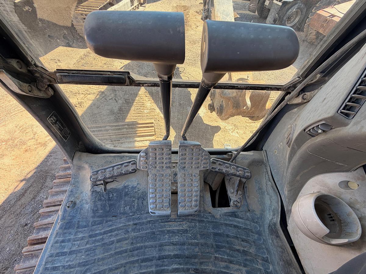 Used 2013 John Deere 290G LC Excavator