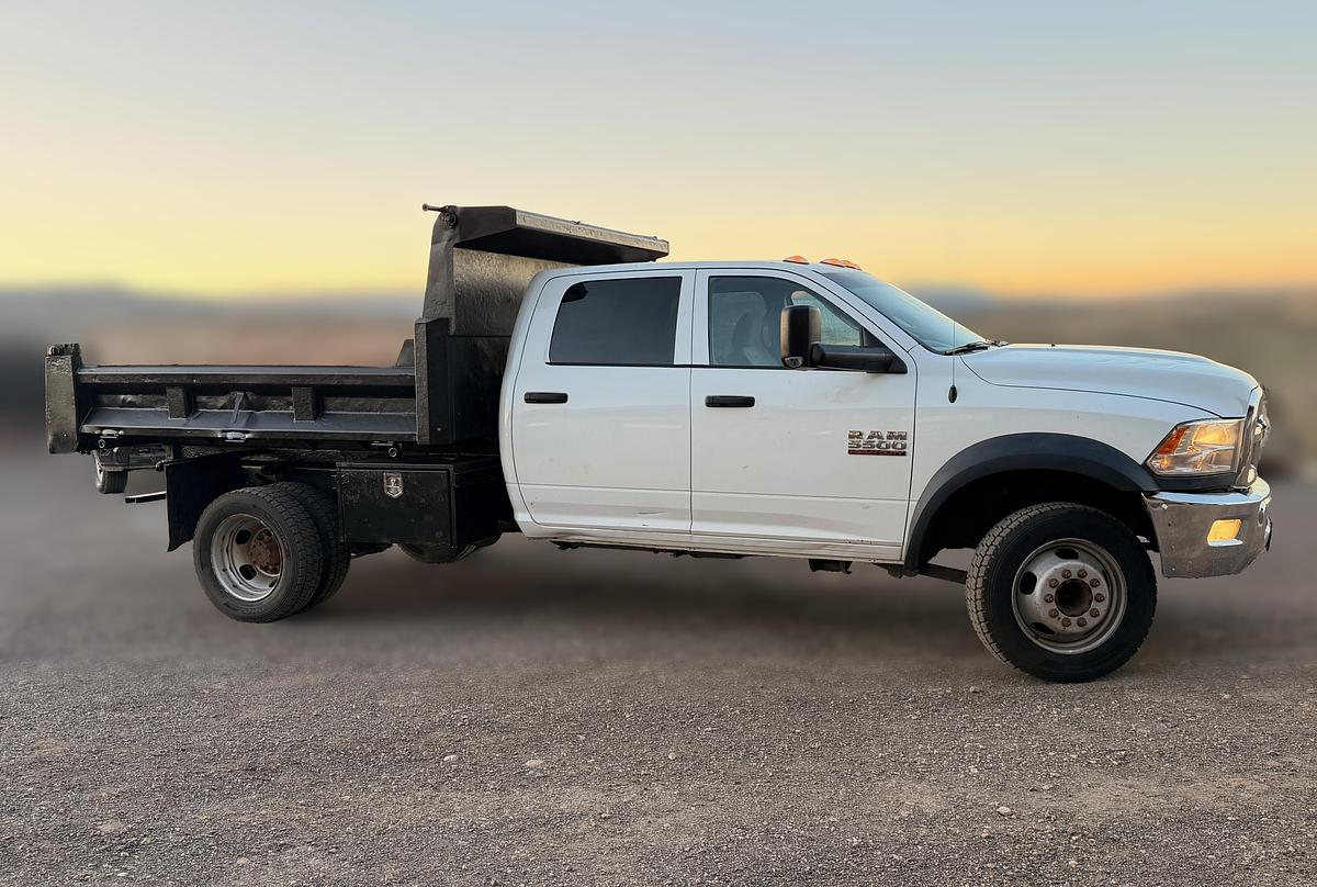 Used 2018 Dodge Ram 5500 Crew Cab Dump Truck