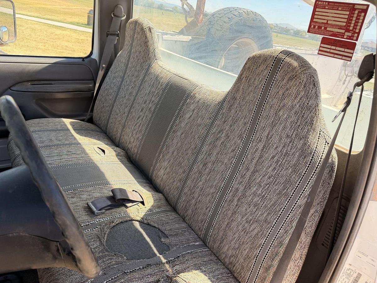 Used ***LOW MILES*** Ford F350 XL Service Truck with Crane and PowerStroke