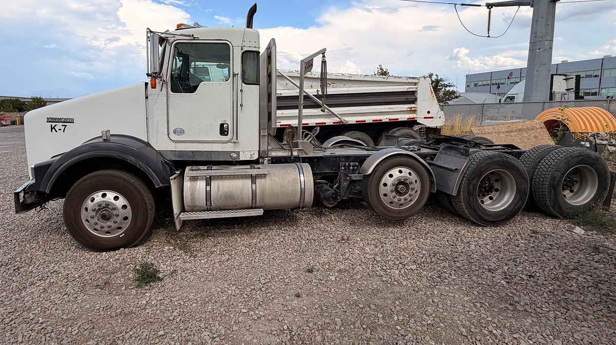Used 2015 Kenworth T800