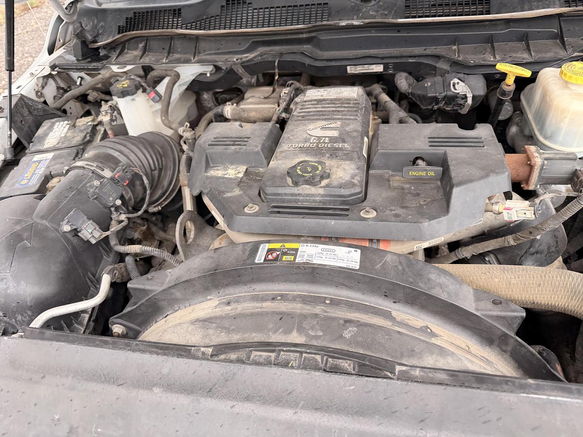 Used 2018 Dodge Ram 5500 Crew Cab Dump Truck