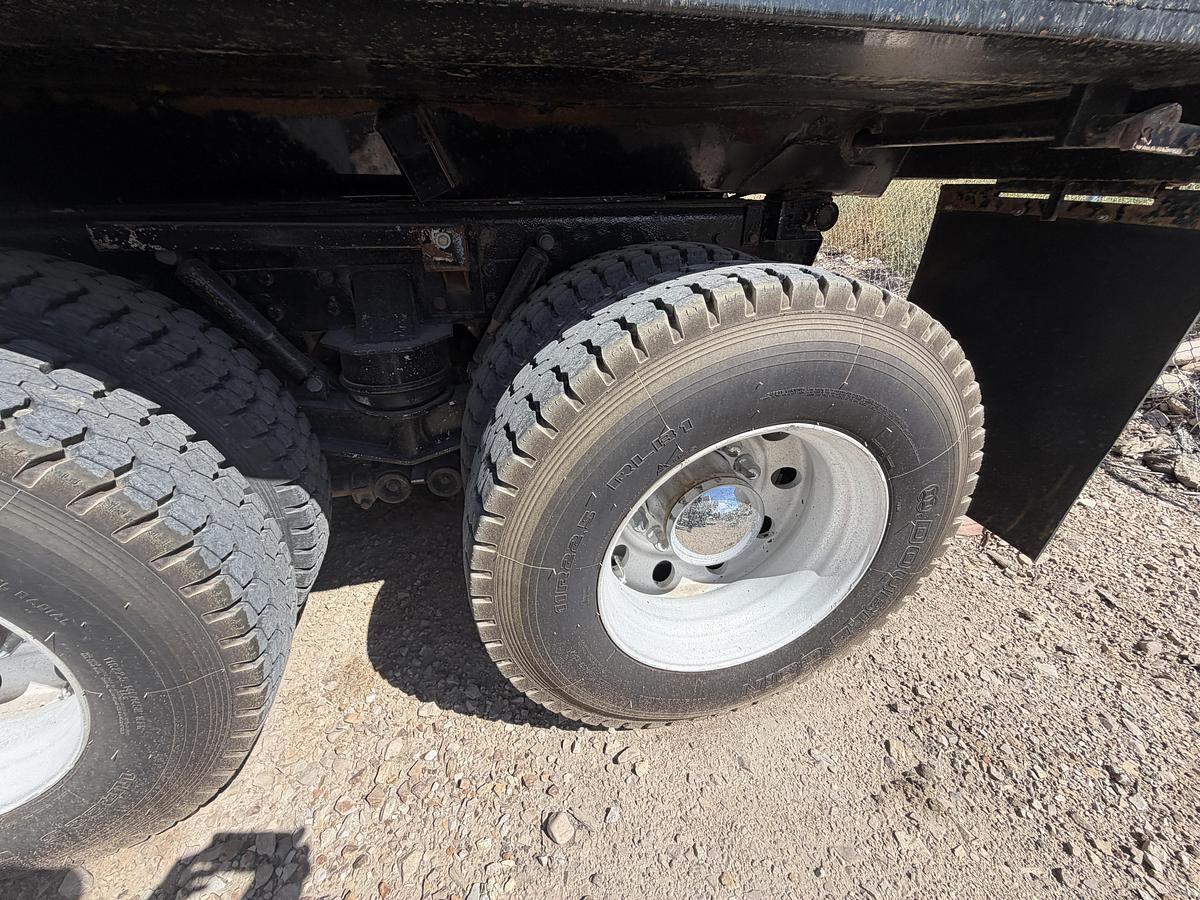 Used 2004 Kenworth T800B