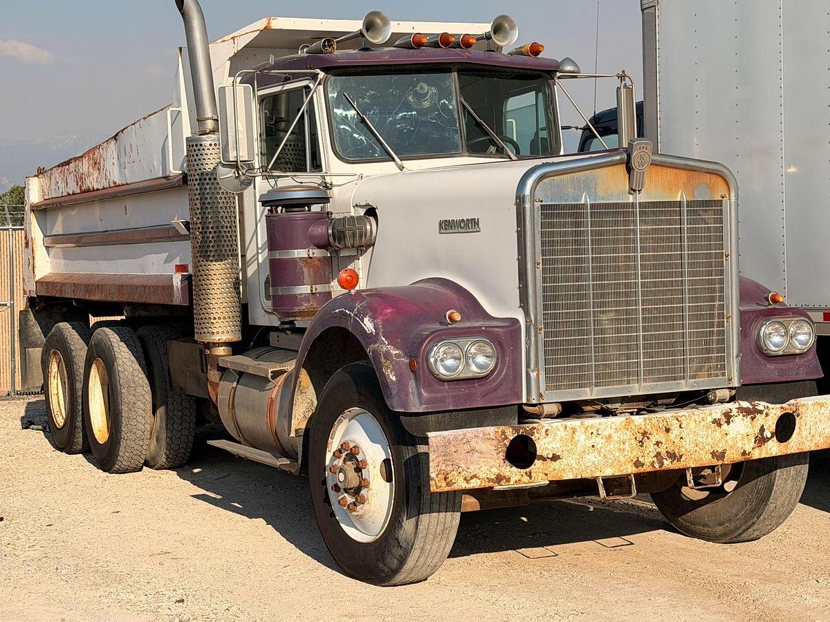 Used KENWORTH DUMPTRUCK CUMMINS