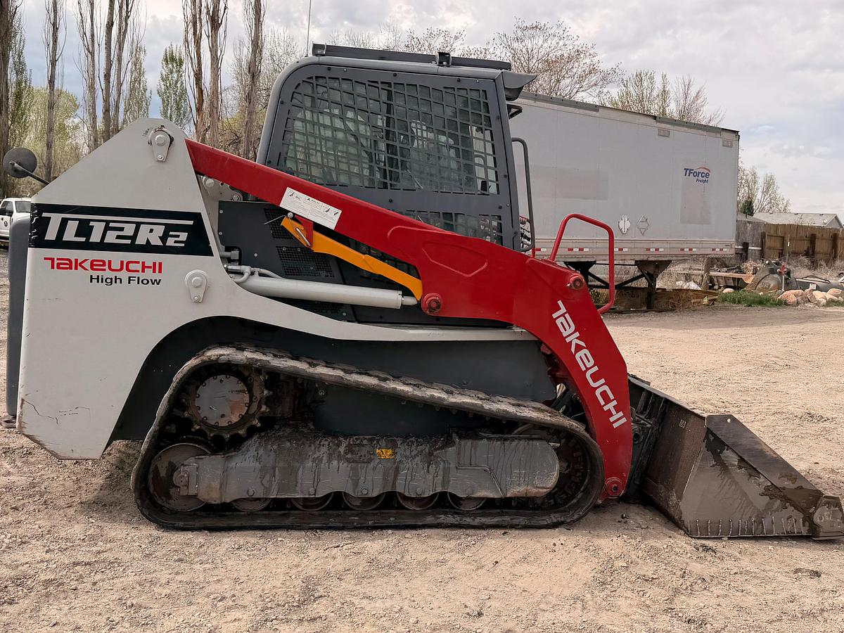 Used 2024 Takeuchi tl12r2-crh