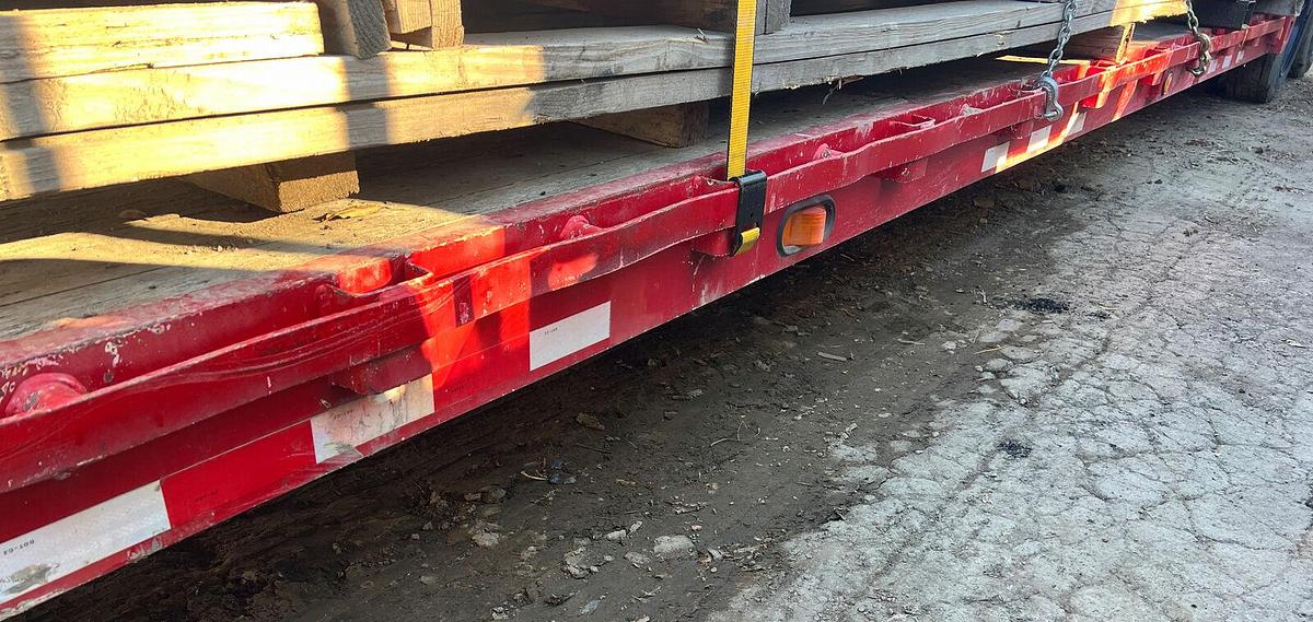 Used 1997 Trail King 49' X 102", 30ton, flatbed