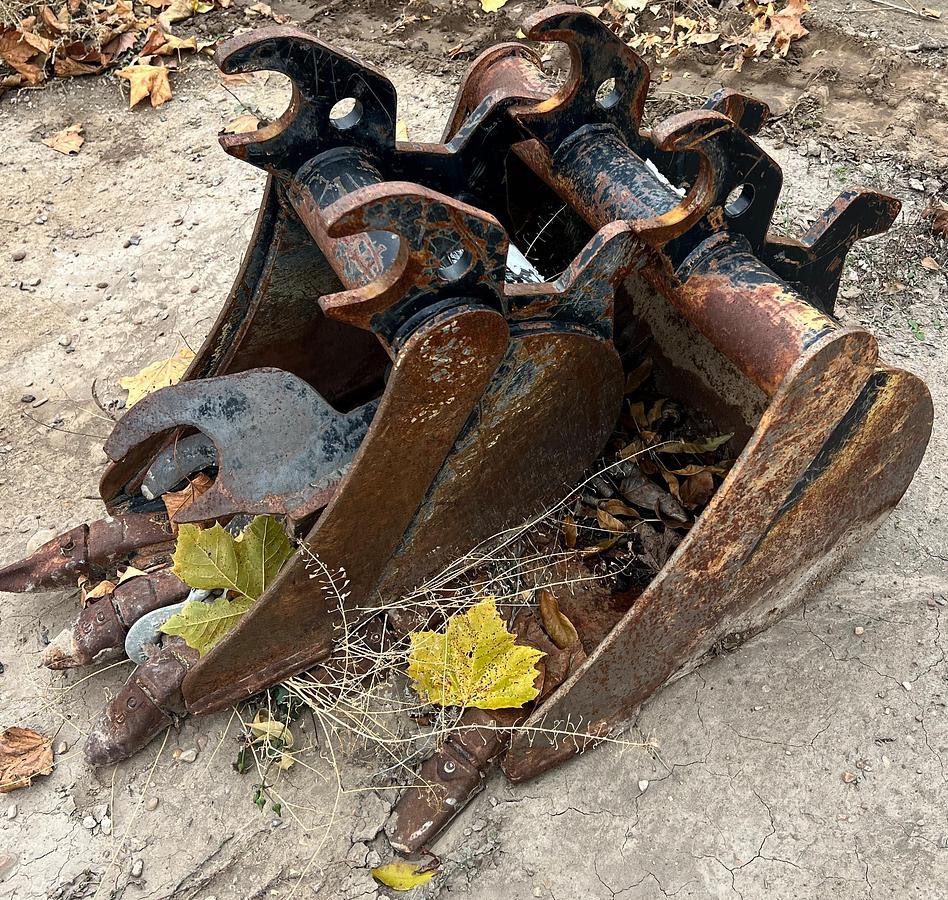 Used 2019 Deere 35G