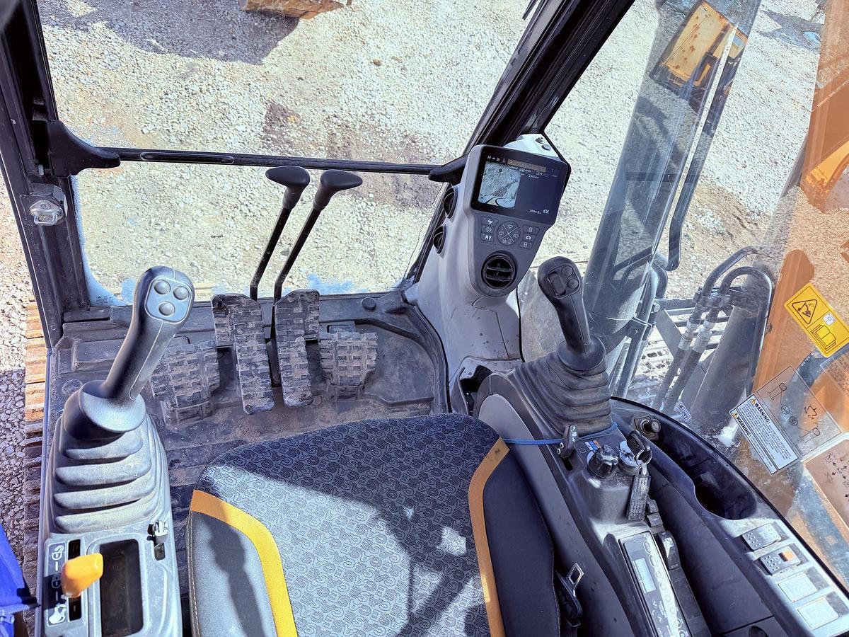 Used 2020 Case CX130D Excavator, LOW HOURS. ***TONS OF ATTACHMENTS INCLUDED*** and Hydraulic Thumb, 2,084.5 hrs, Isuzu turbodiesel