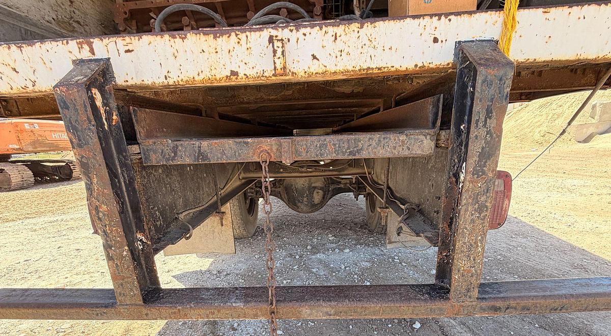 Used International box truck, Dt466 Engine