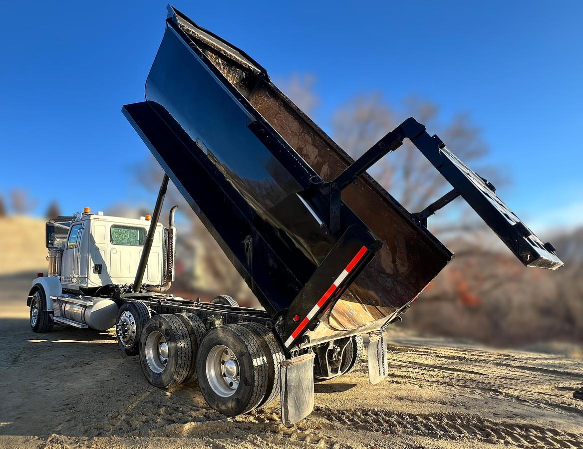 Used 2019 Western Star 4900SF Tri-Axle Dump Truck