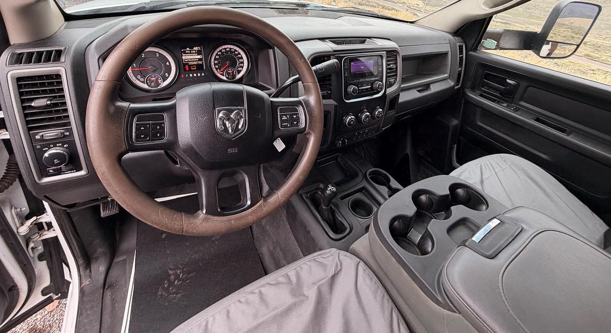 Used 2018 Dodge Ram 5500 Crew Cab Dump Truck