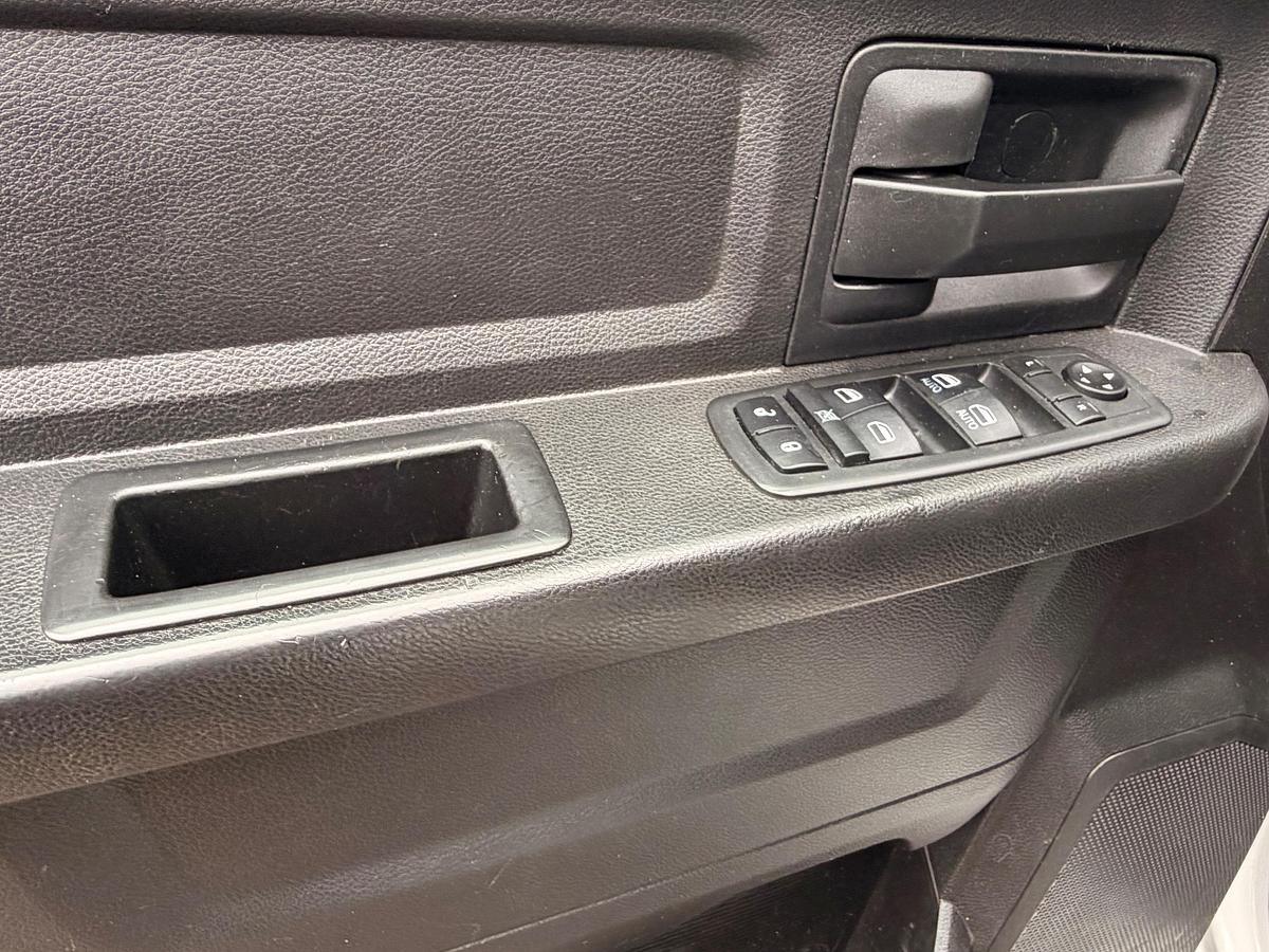 Used 2018 Dodge Ram 5500 Crew Cab Dump Truck