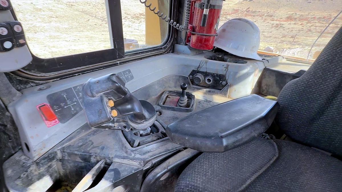Used 2015 Caterpillar D6T LGP Dozer