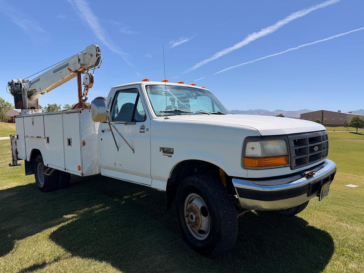 Used ***LOW MILES*** Ford F350 XL Service Truck with Crane and PowerStroke