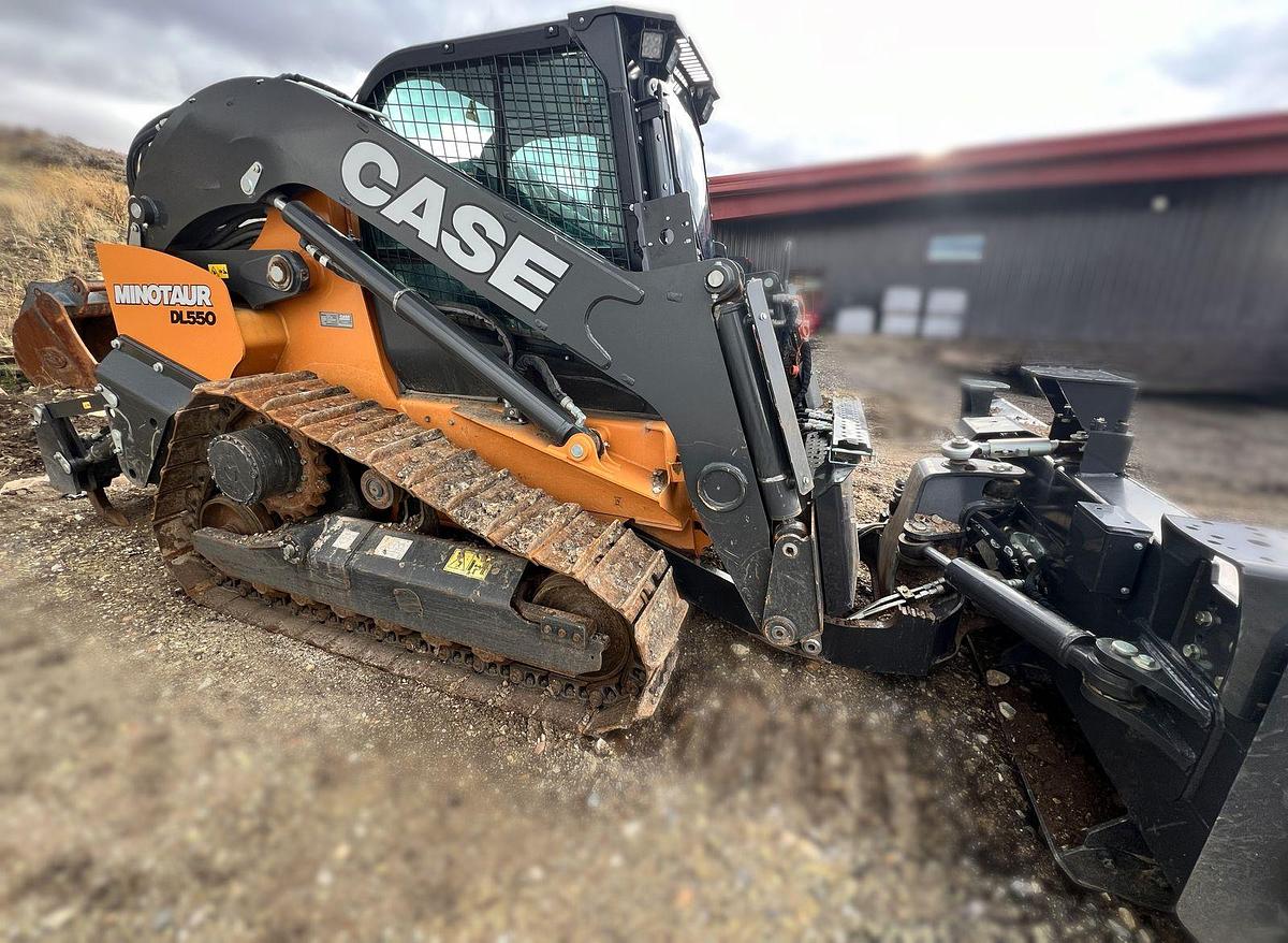 Used 2023 Case, Minotaur DL550 Compact Dozer Loader with ripper, **VERY LOW HOURS***