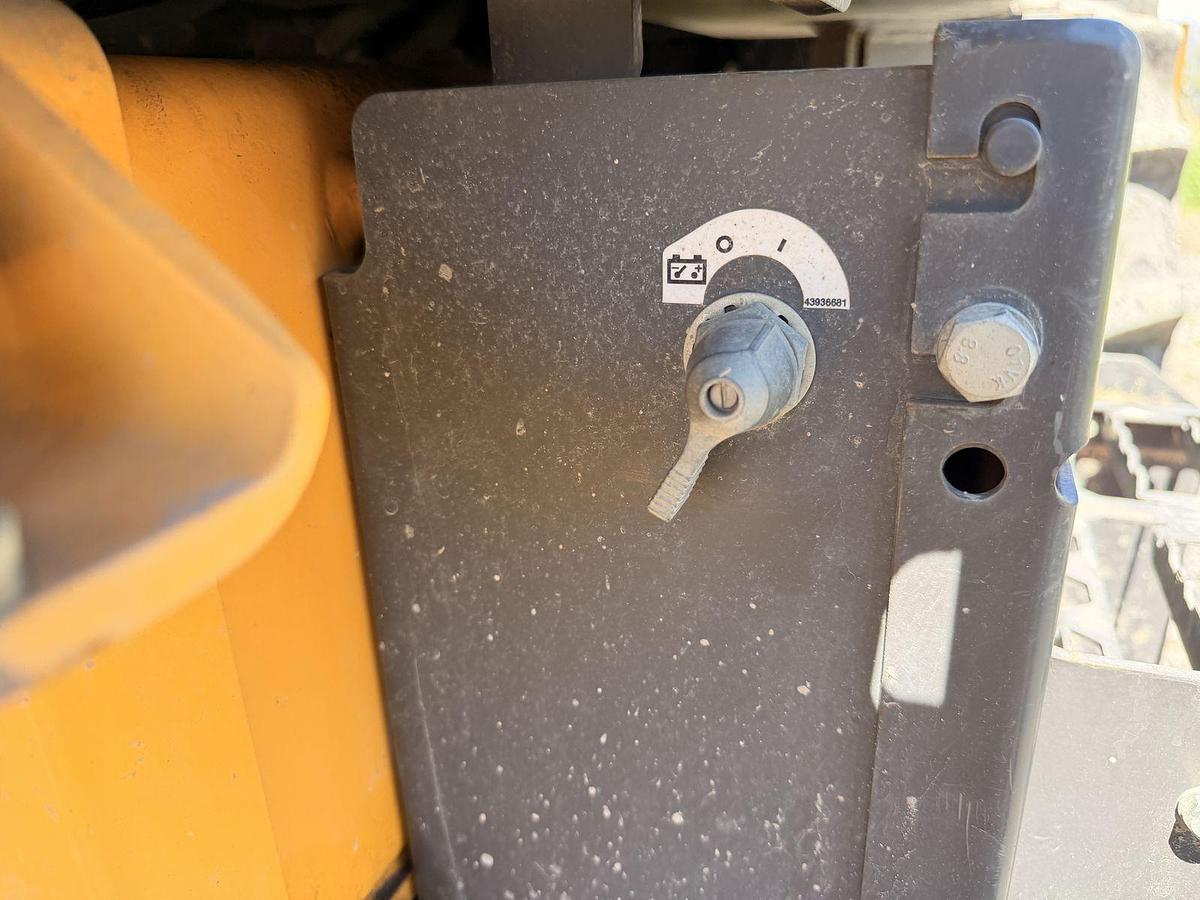 Used 2022 Volvo SD45B Single Drum Vibratory Smooth Drum Roller, 1,166.3 hours