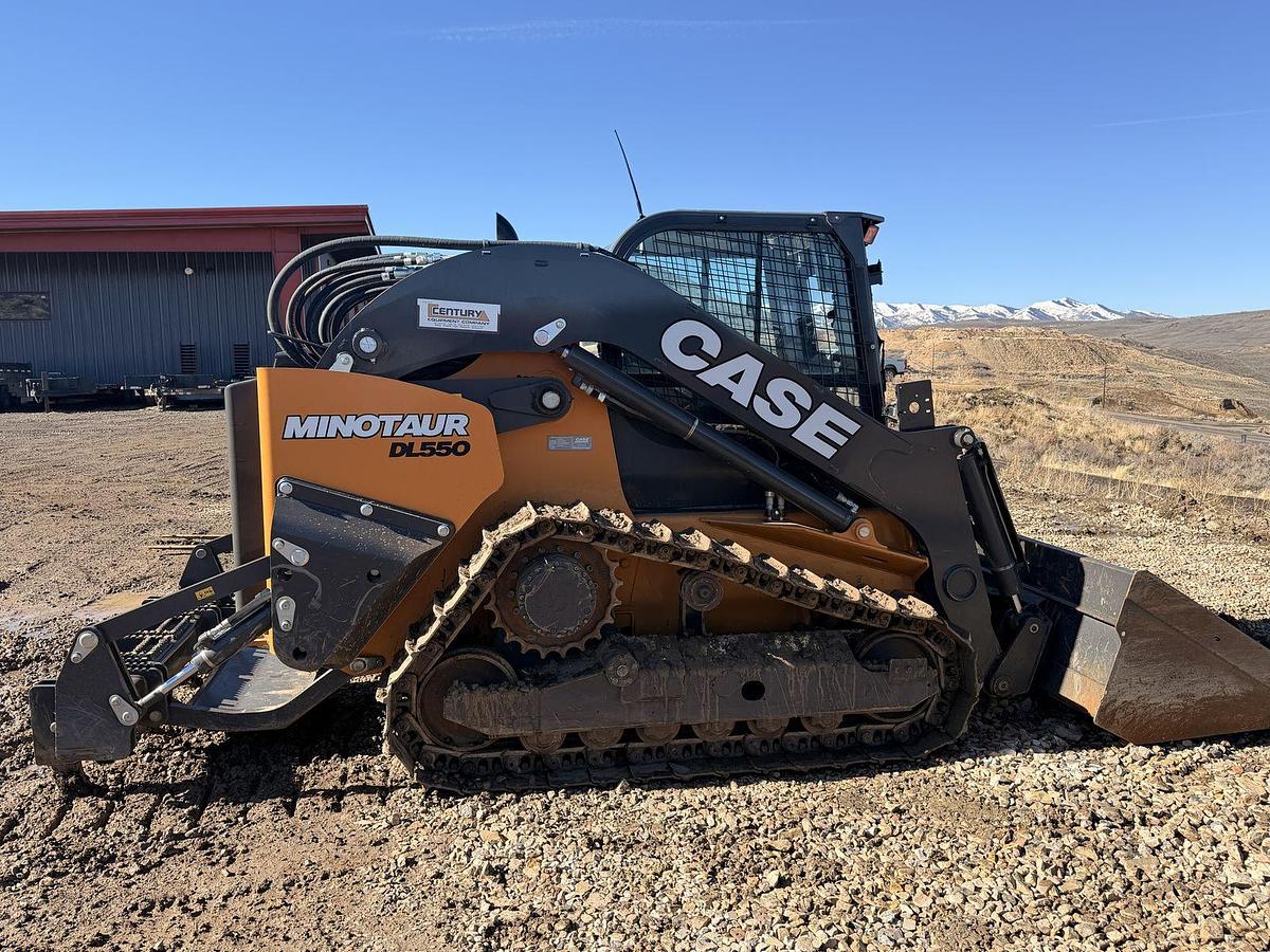 Used 2023 Case, Minotaur DL550 Compact Dozer Loader with ripper, **VERY LOW HOURS***