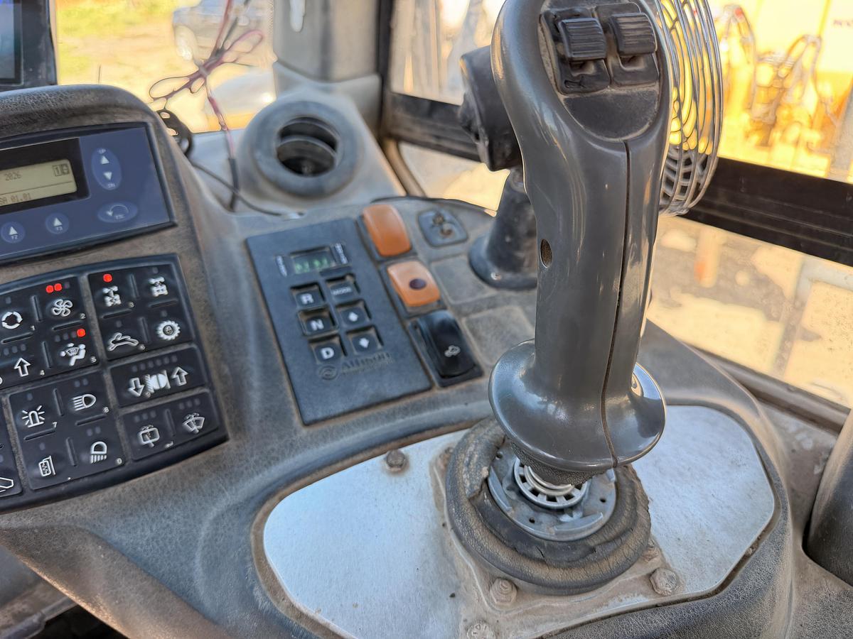 Used 2008 Bell 4206D
