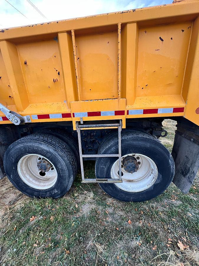 Used 2005 International 7600 Dump Truck