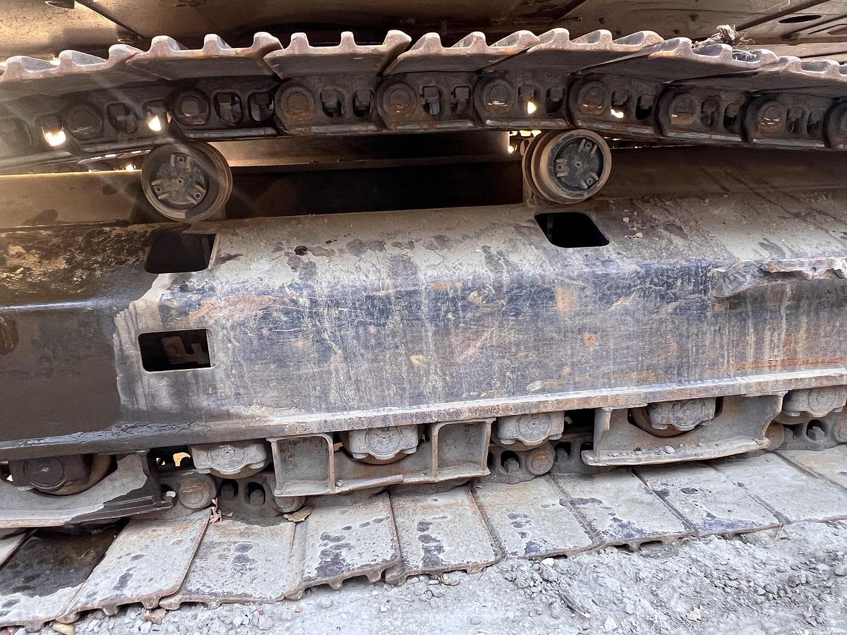 Used 2016 Caterpillar 336F L Excavator with Thumb