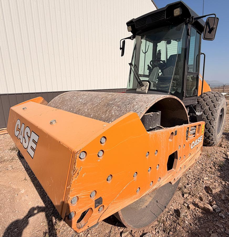 Used 2020 Case sv211e