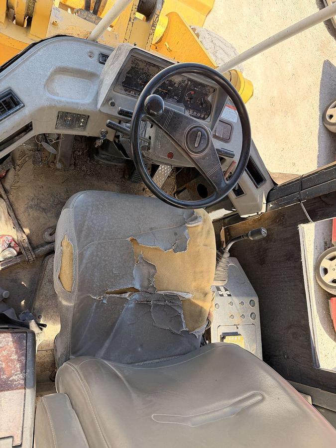 Used Komatsu WA120-3 Compact Articulated Wheel Loader, 2.5yd bucket, rebuilt komatsu engine