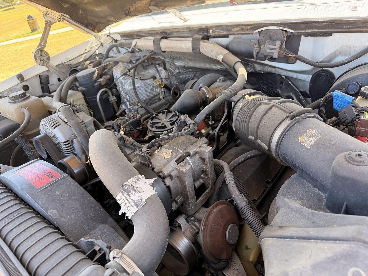 Used ***LOW MILES*** Ford F350 XL Service Truck with Crane and PowerStroke