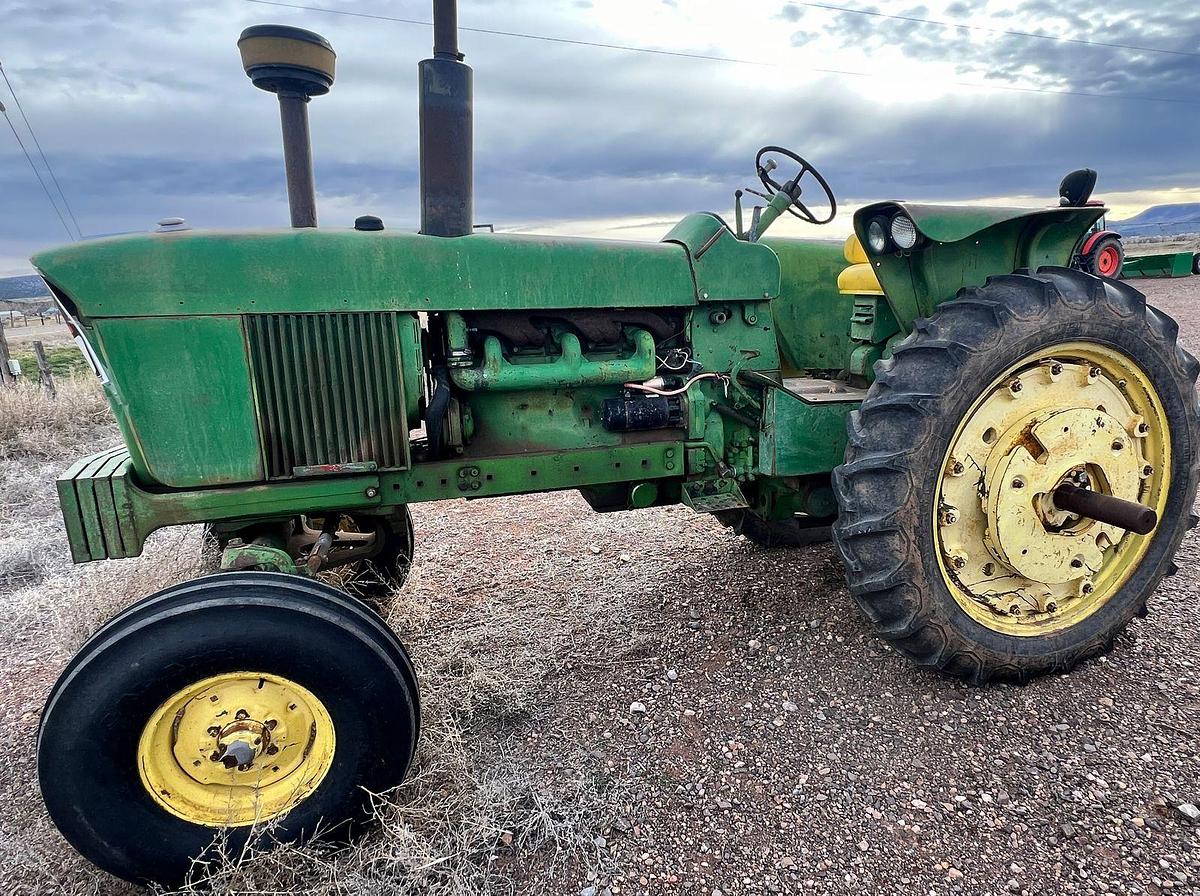 Used John Deere 4020 Tractor
