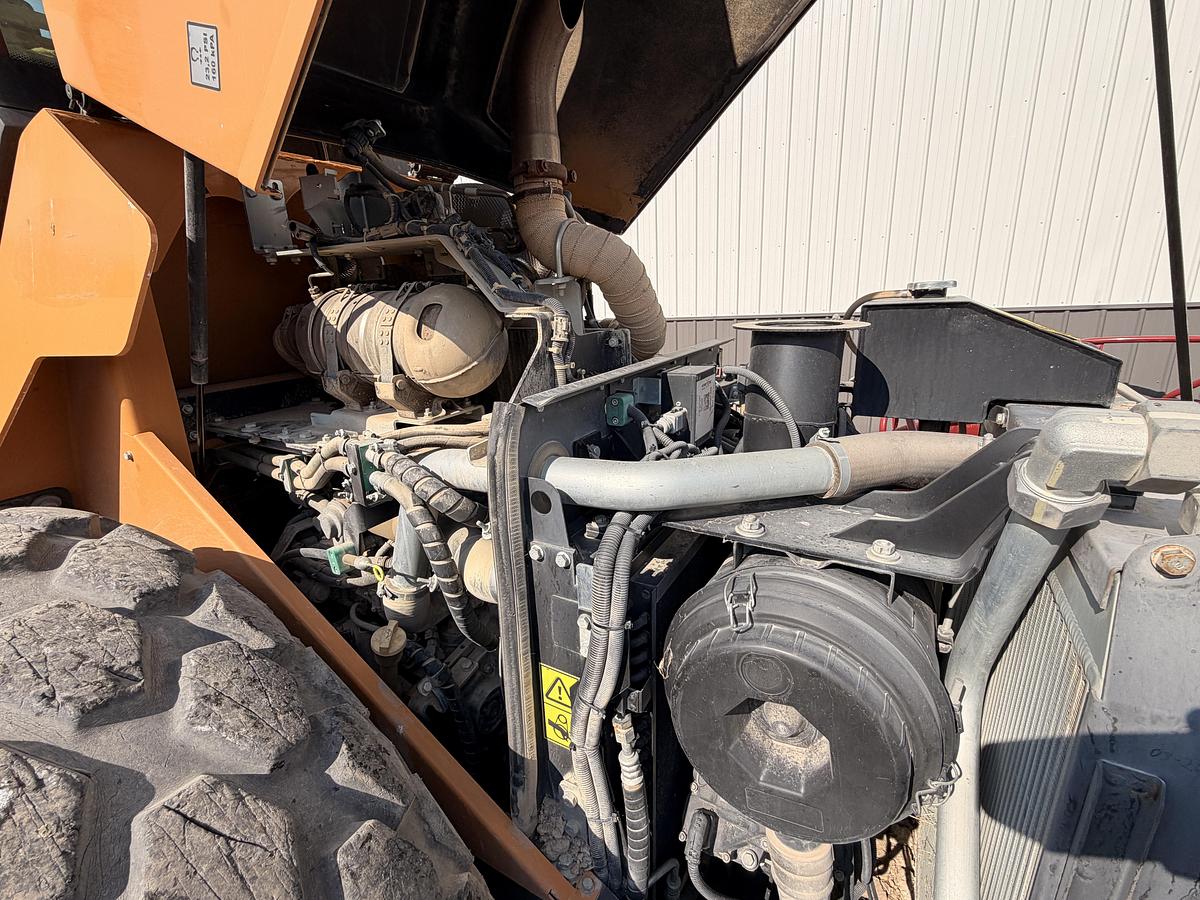 Used 2020 Case sv211e