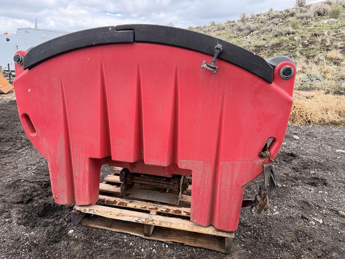 Used Western Tornado Salter/Spreader 1.8 cu yd