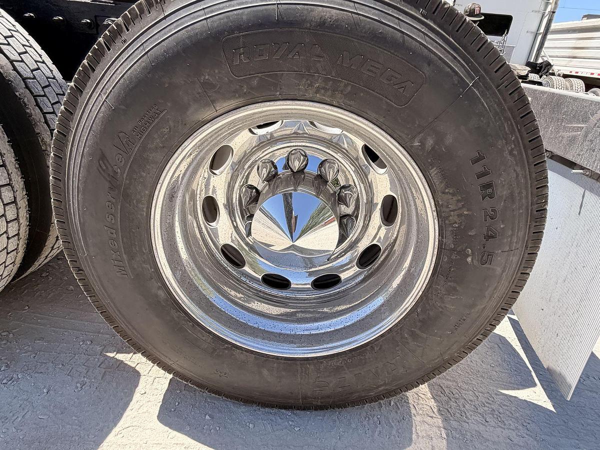 Used 2019 Peterbilt 389 with Cummins ISX15 and 18sp manual transmission