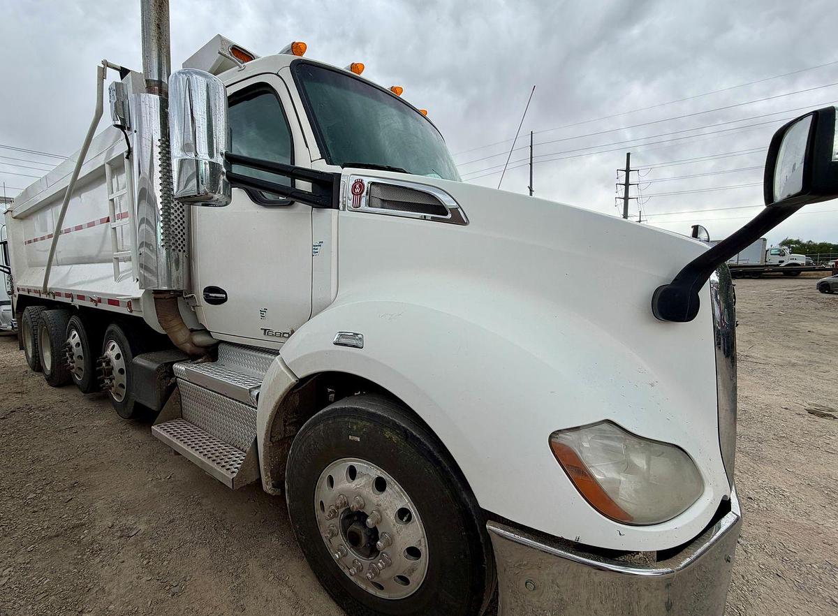2019 Kenworth T680 Quad Axle Dump, Freshly rebuilt engine, PACCAR MX-13 450HP, diesel, 12-speed automated tranny, 645k miles