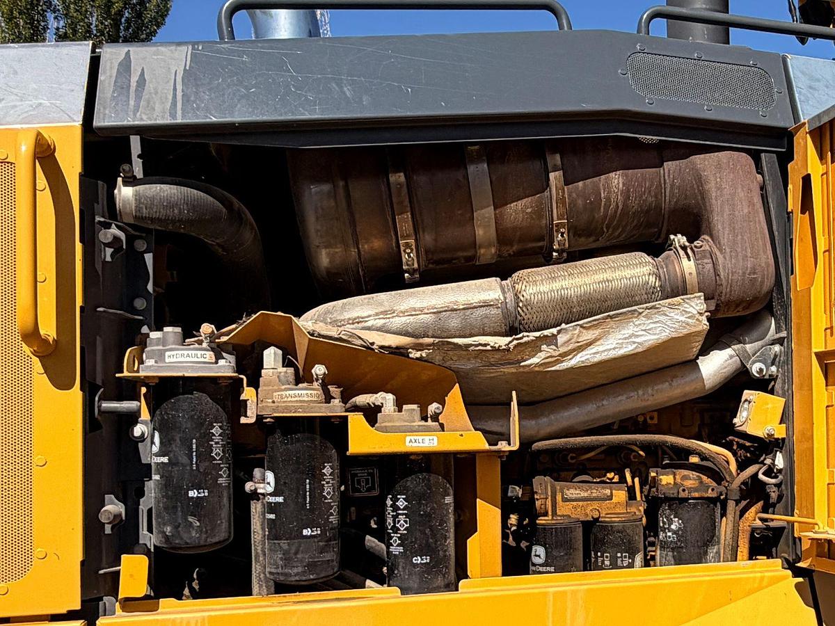 Used Deere 772GP Motor Grader 12K hrs 6WD