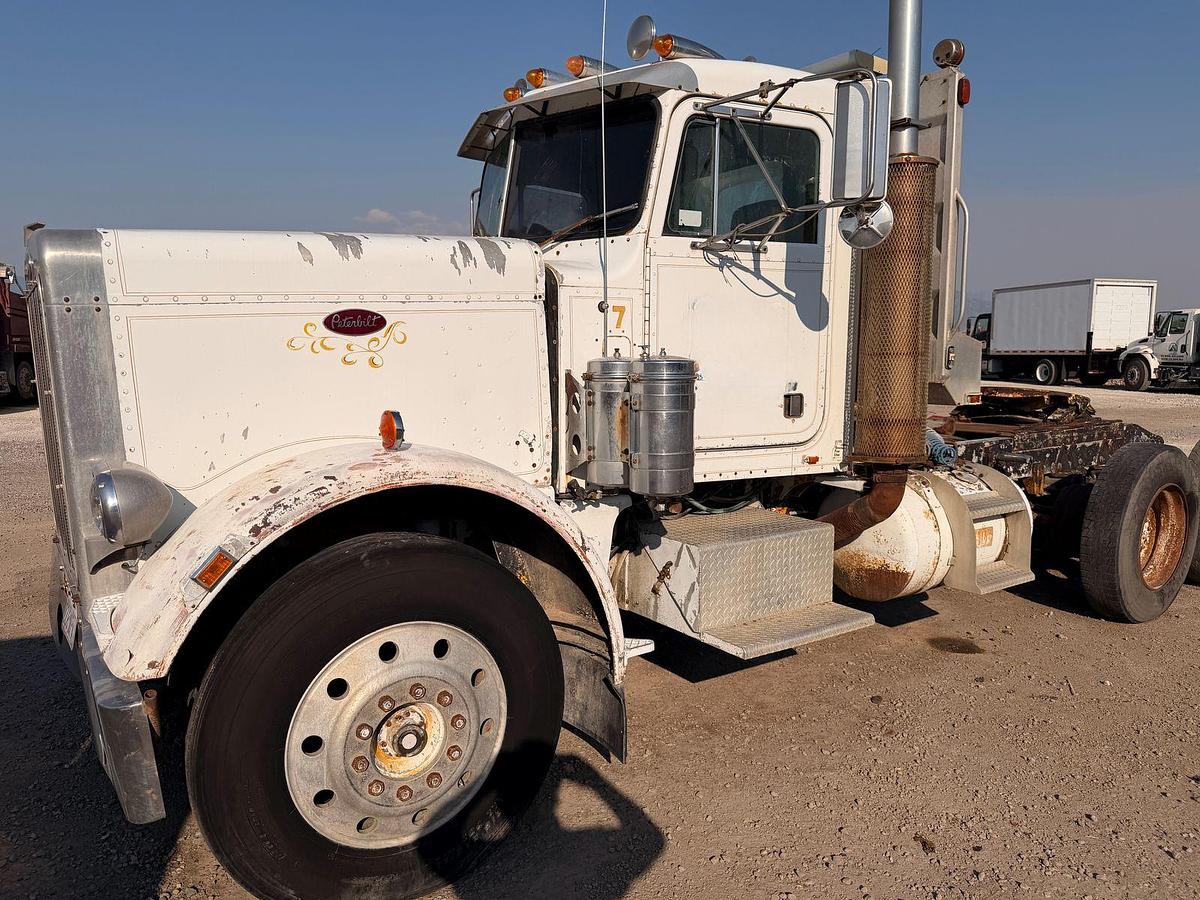 Used Peterbilt, 359A, DayCab, Rebuilt Cummins Small Cam diesel engine, 425 HP