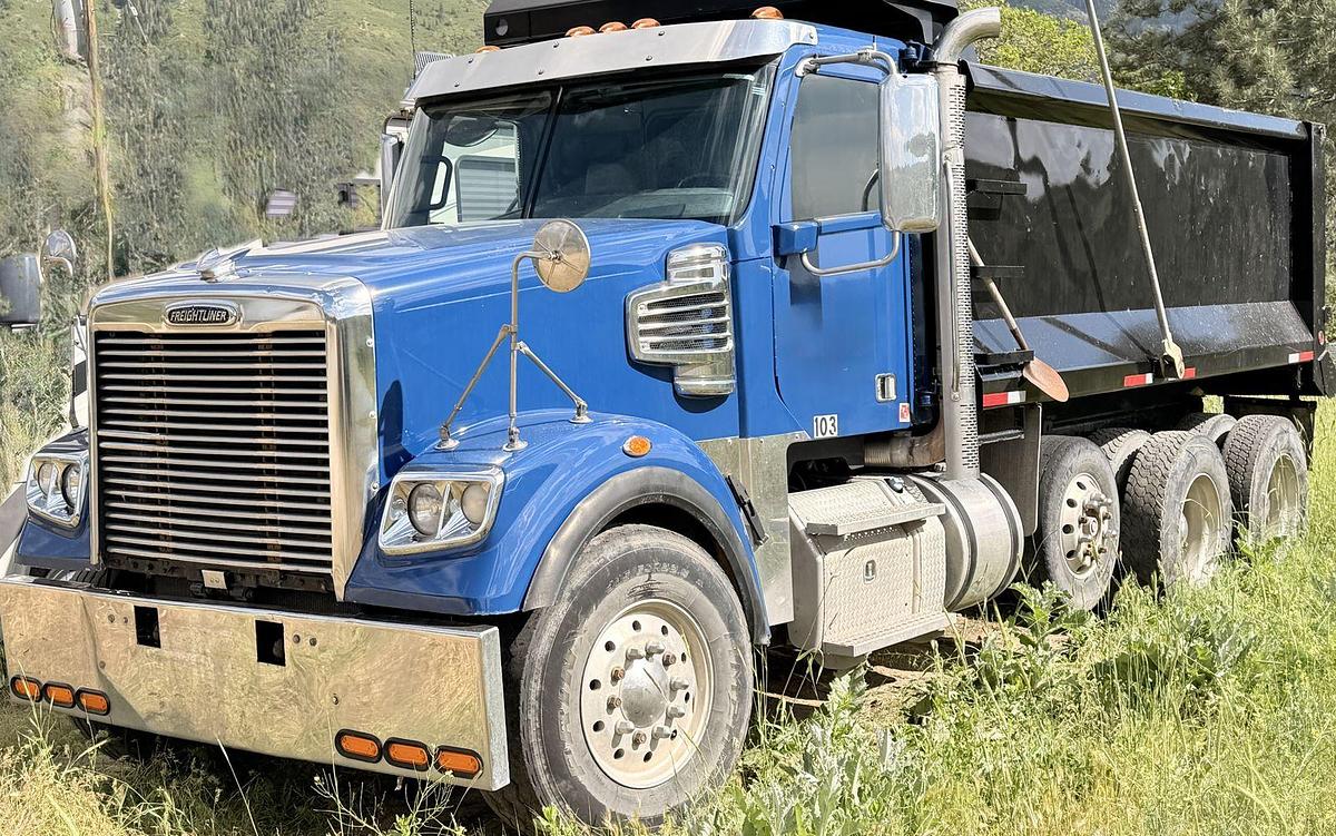 Used 2012 Freighliner Dump Truck Coronado SD122 TriAxle