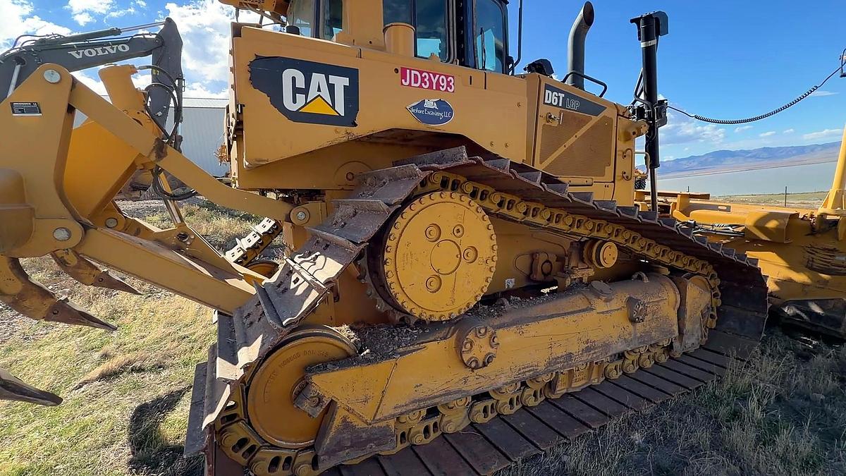 Used 2015 Caterpillar D6T LGP Dozer
