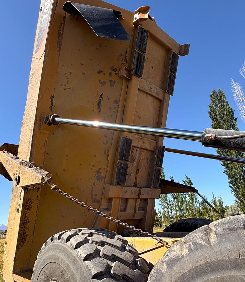 Used 2014 caterpillar 740b