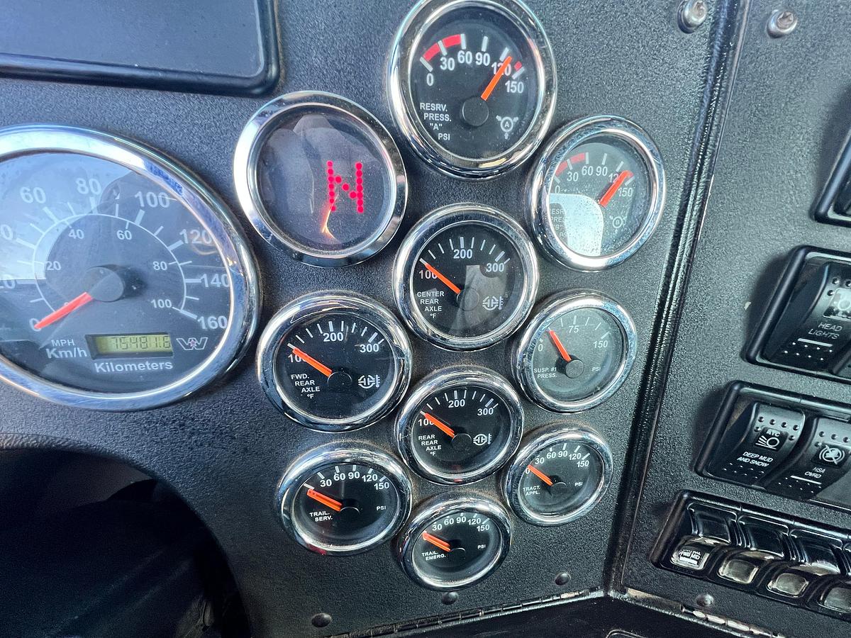 Used 2019 Western Star 4900SF Tri-Axle Dump Truck