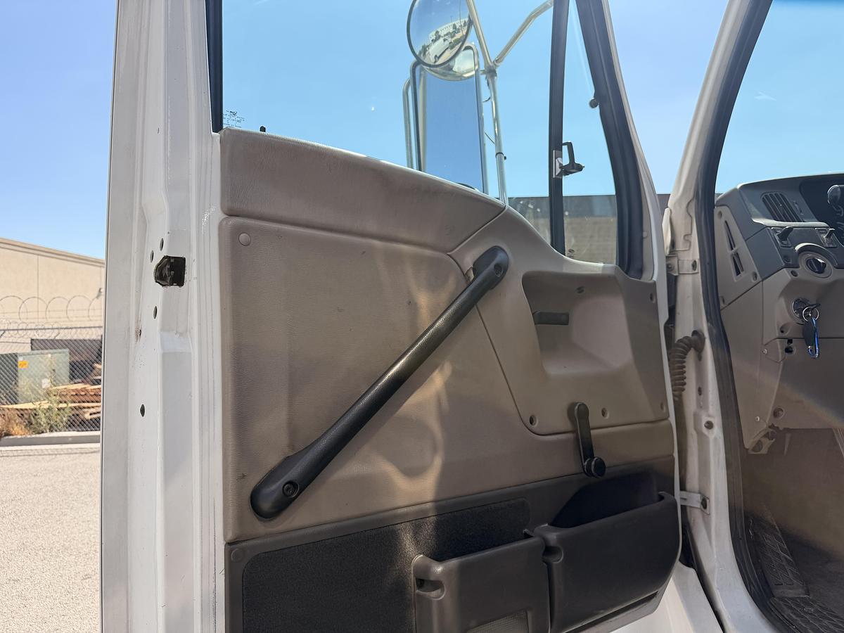 Used 2006 Sterling Acterra Reefer