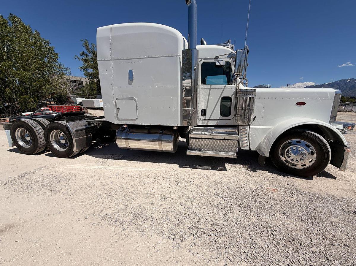 Used 2019 Peterbilt 389 with Cummins ISX15 and 18sp manual transmission
