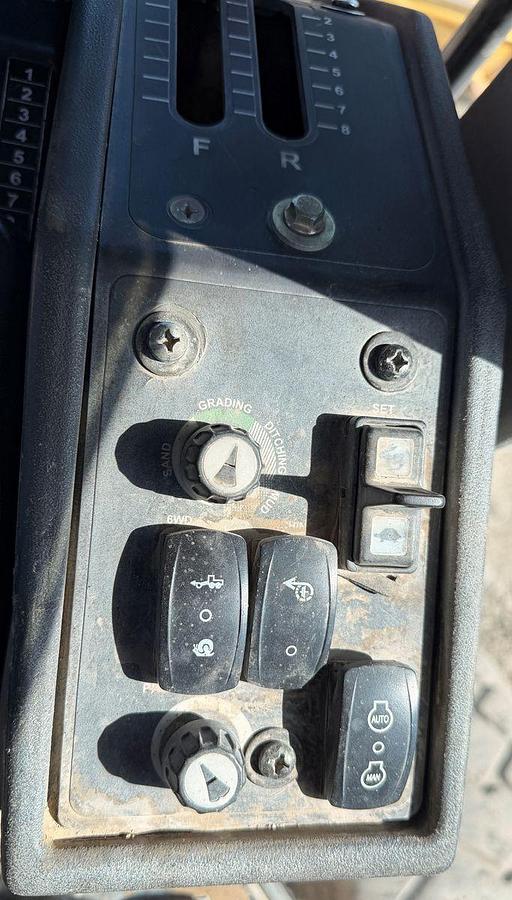 Used Deere 772GP Motor Grader 12K hrs 6WD