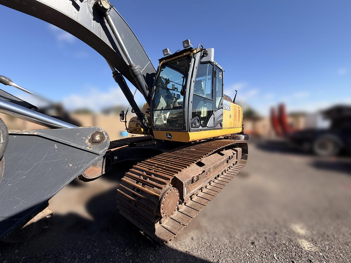 Used 2014 John Deere 290G LC Excavator