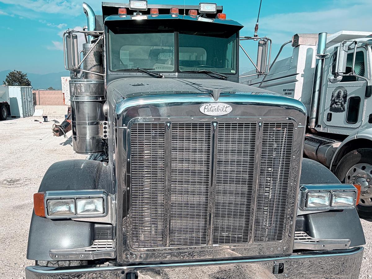 Used 1998 Peterbilt 378 Dumptruck