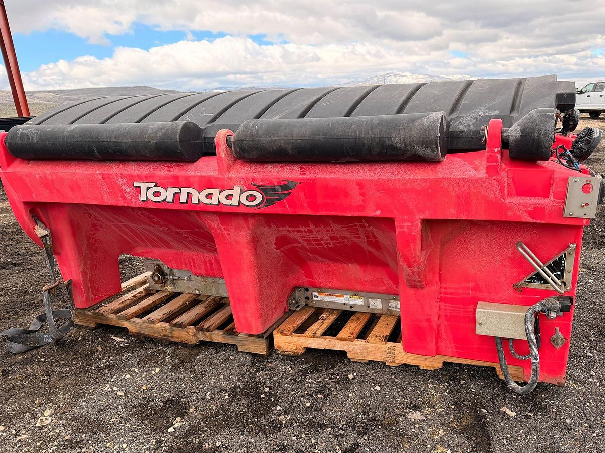 Used Western Tornado Salter/Spreader 1.8 cu yd