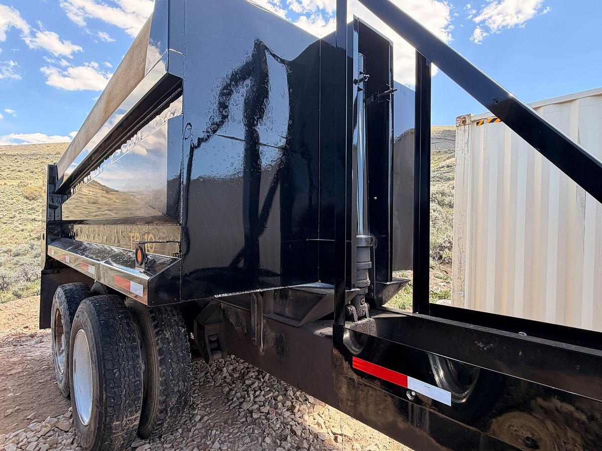 Used Custom dual axle pup hydraulic dump trailer