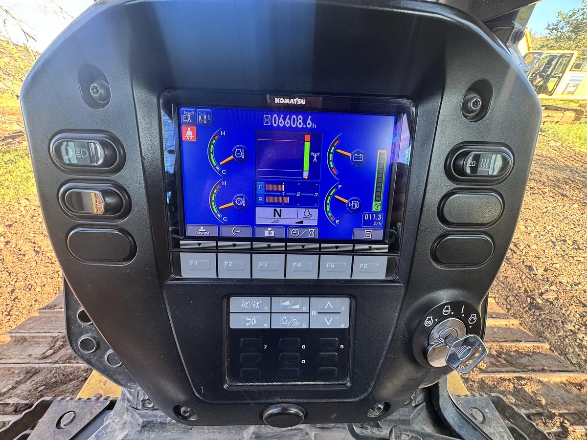 Used 2013 Komatsu