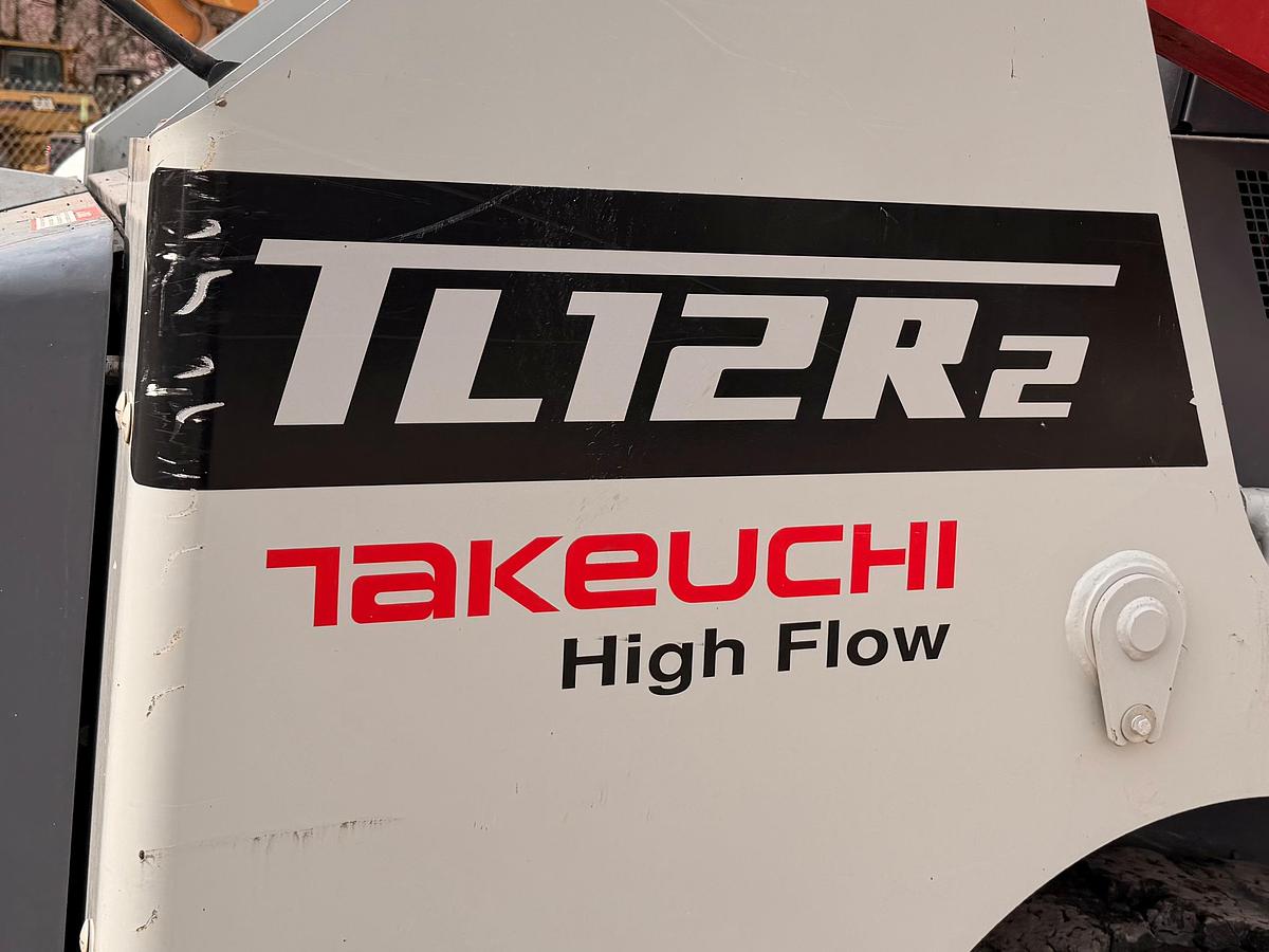 Used 2024 Takeuchi tl12r2-crh