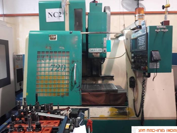 Used Dahlih MCV720 VMC -2001