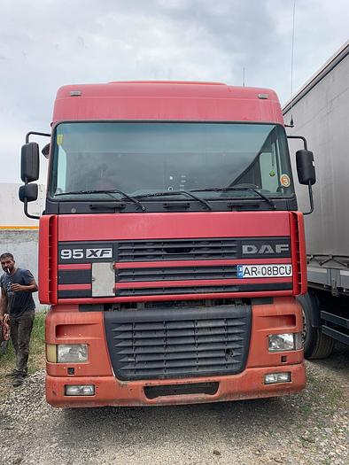 Used 2001 DAF 95 xf 430 euro 3 manual