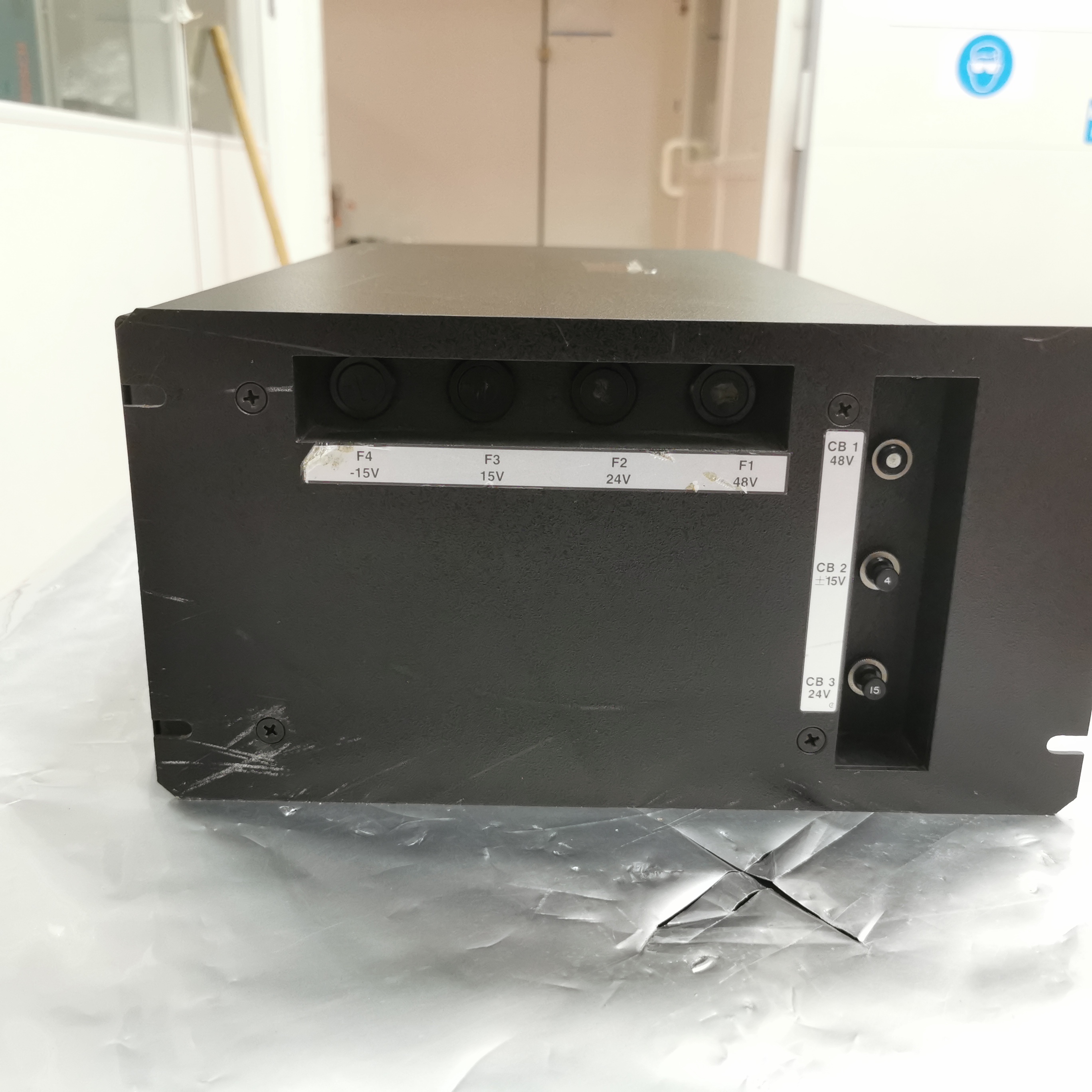 Used AMAT 0010-76155 P5000 DC Power Supply