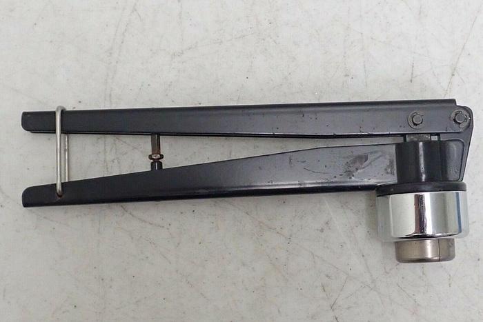 Used Unbranded CO-114 Vial Hand Crimper